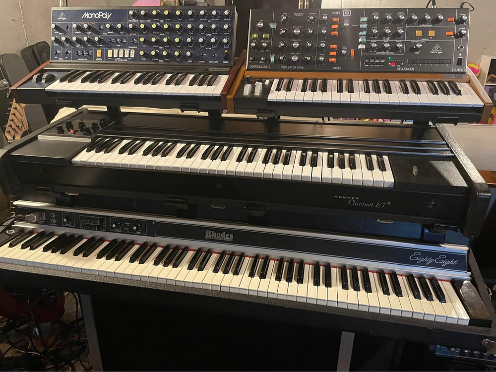 Rhodes MK II Straddler - 2 Tier Stacking Sound – Ken Rich Sound